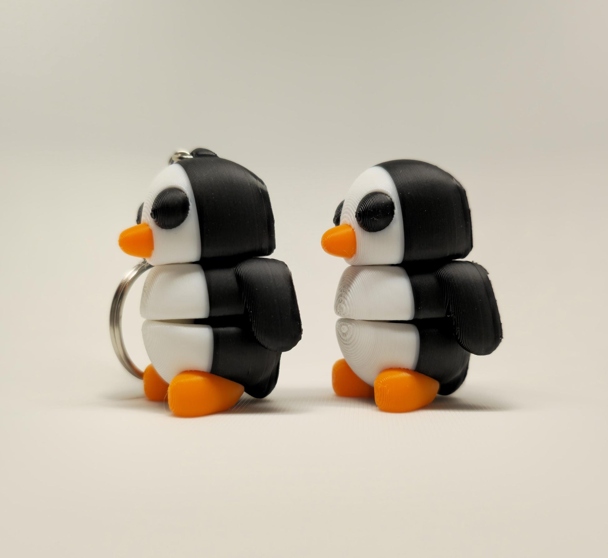Adorable 3D Printed Animals - Flexi Penguin Keychain - Perfect Gift for Animal Lovers!