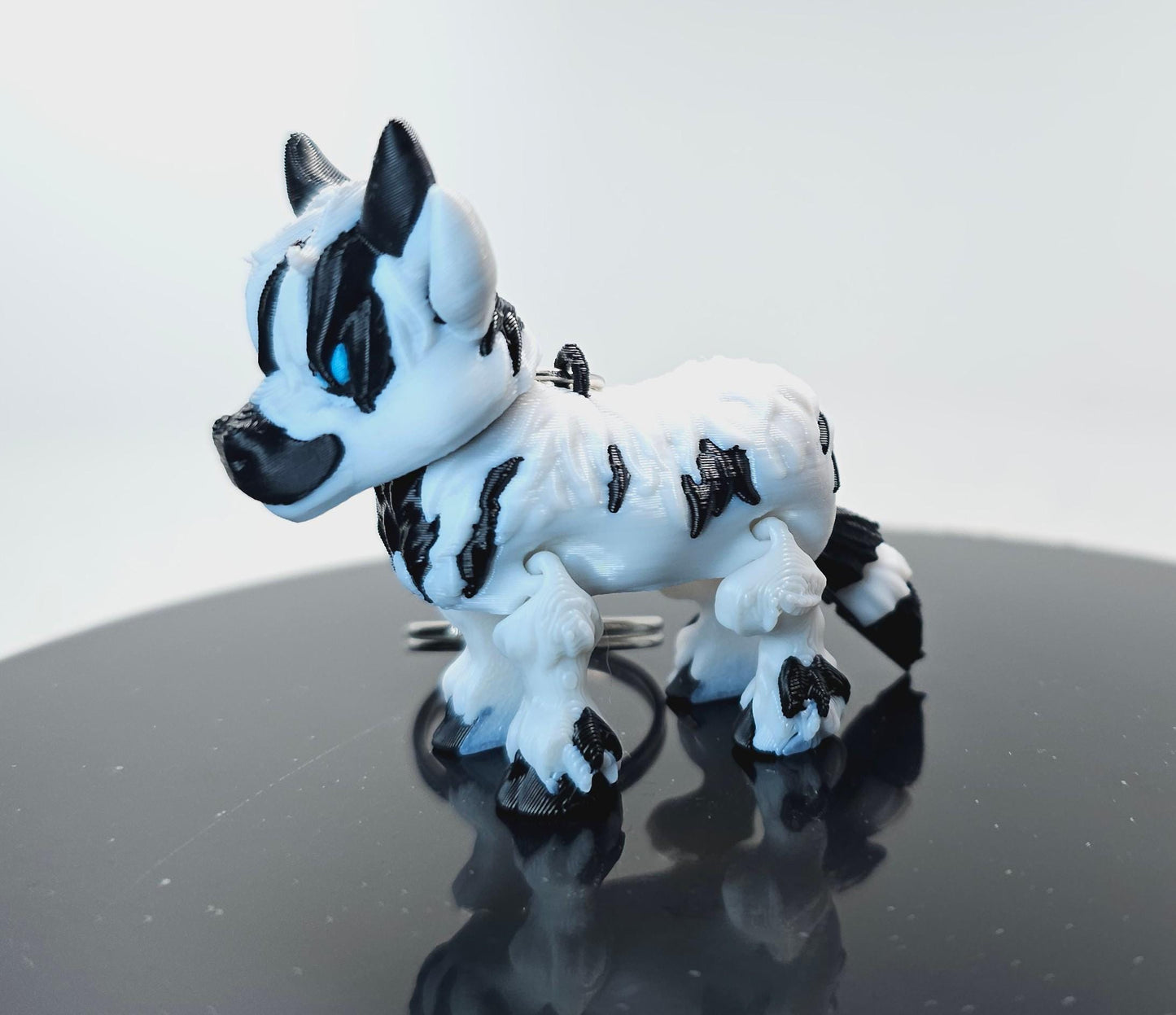 Fun 3D Printed Highland Cow Keychain - A Must Have Accessory for Your Backpack!