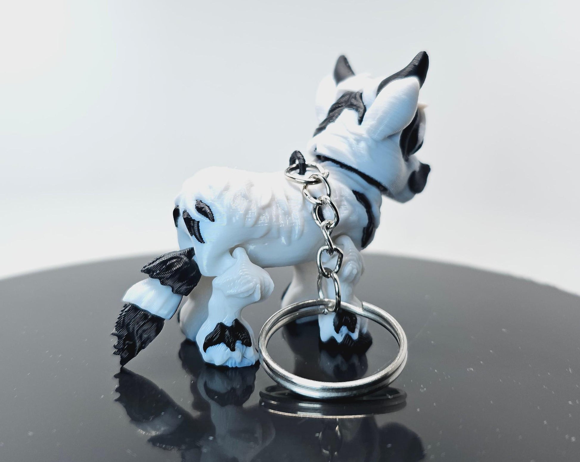 Fun 3D Printed Highland Cow Keychain - A Must Have Accessory for Your Backpack!
